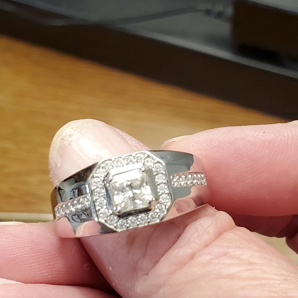 Moissanite Platineve Mens Ring more then 2.66ctw DEW. SIZE 12 - Picture 4 of 4